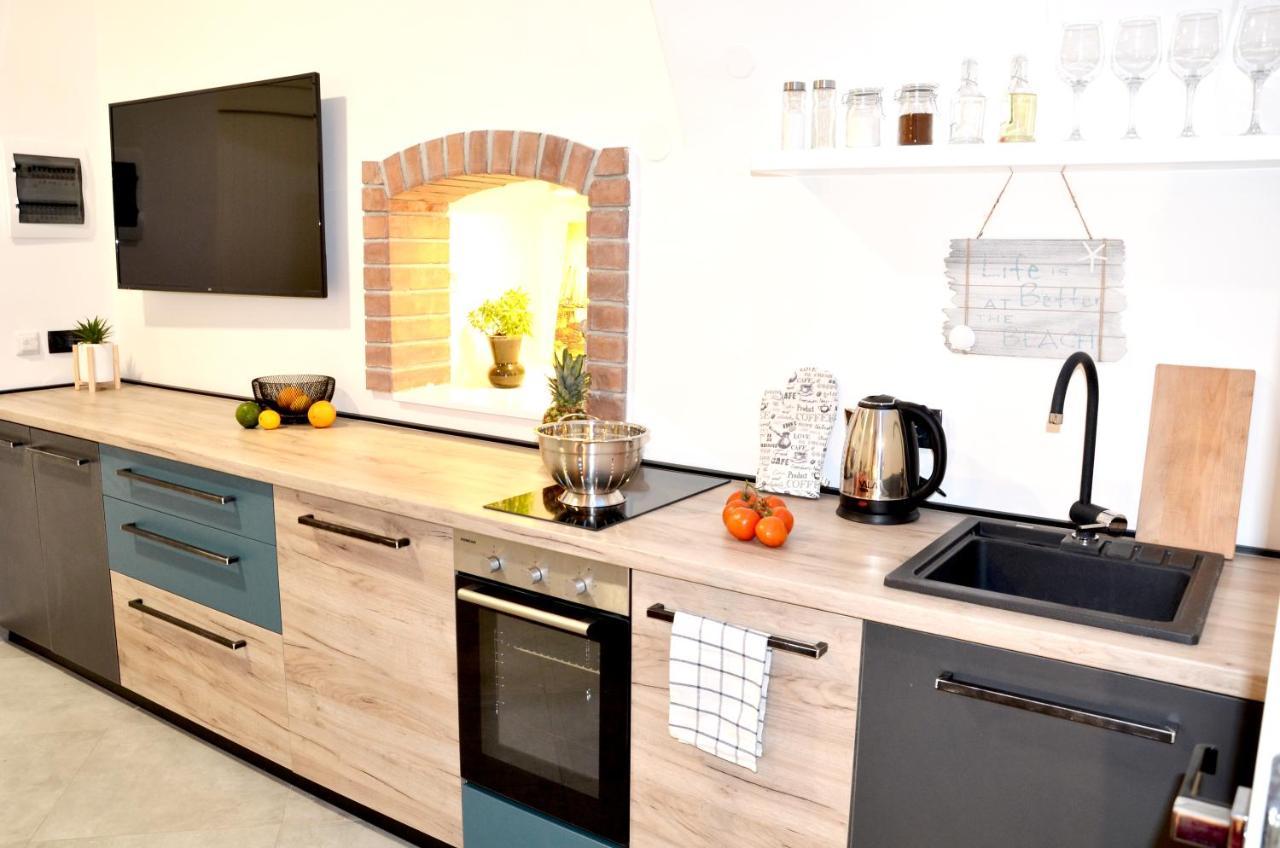 Studio Apartment Surf By The Sea Abbázia Kültér fotó